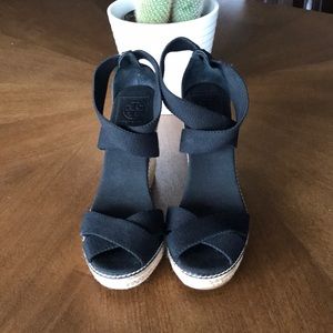 New! Tory Burch espadrilles Black size 10